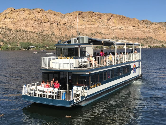 Mimosa & Live Music Cruise 4